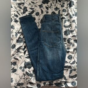 Women's size 6 mom Jean H&M & denim brand